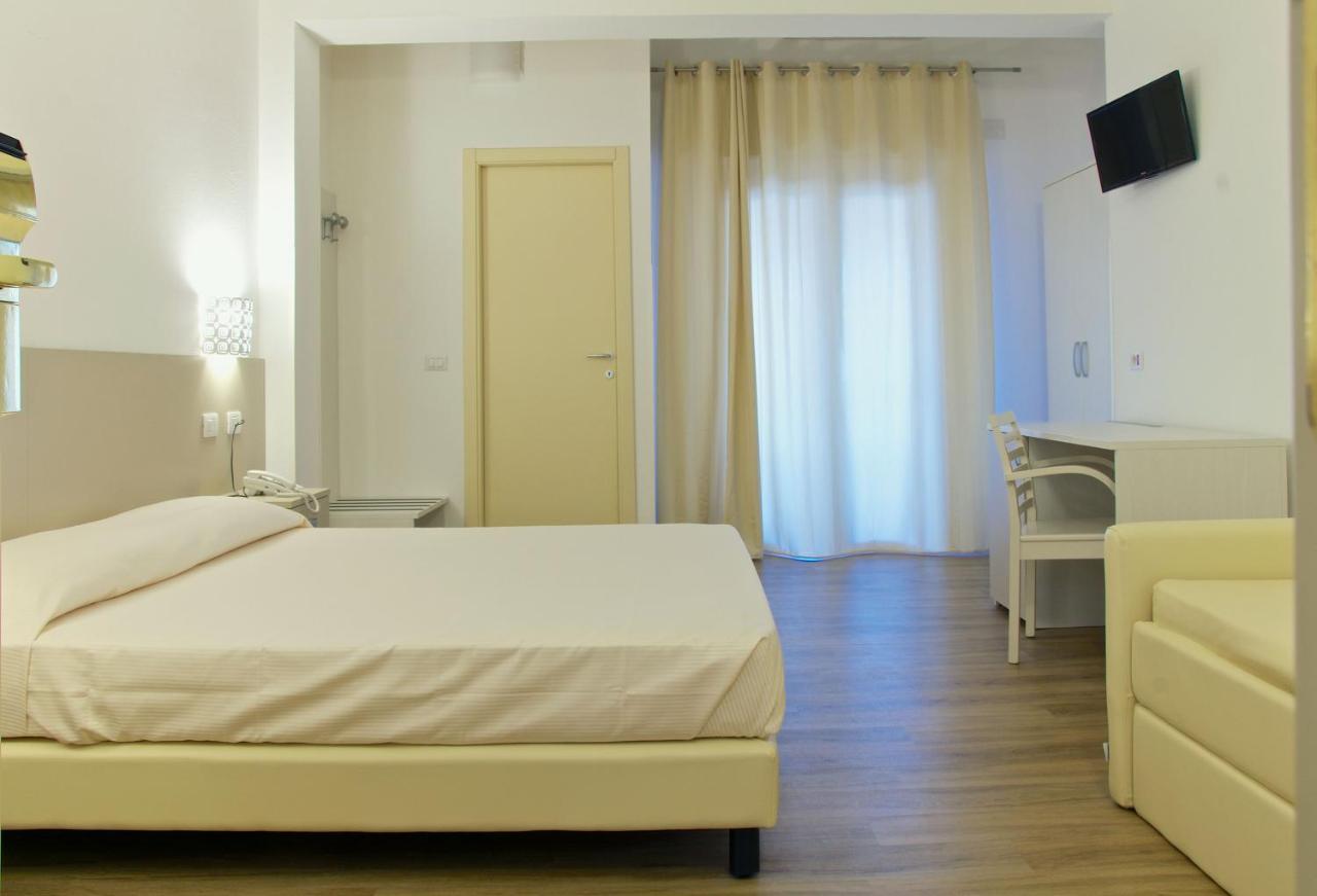 Hotel Nettuno Cala Gonone Zimmer foto